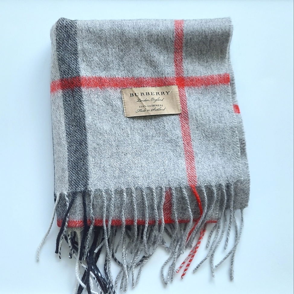 Burberry Grey And Red Scarf